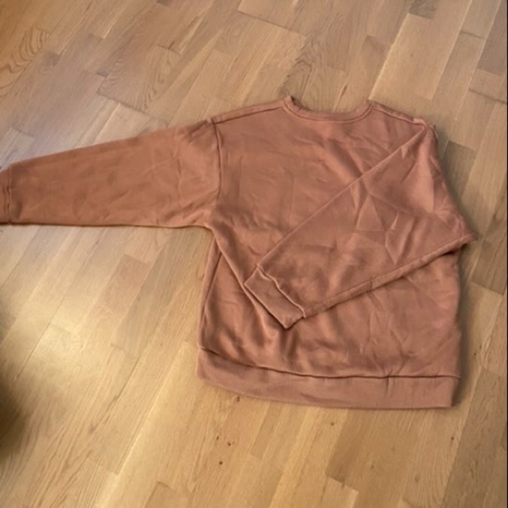 brown sweater
